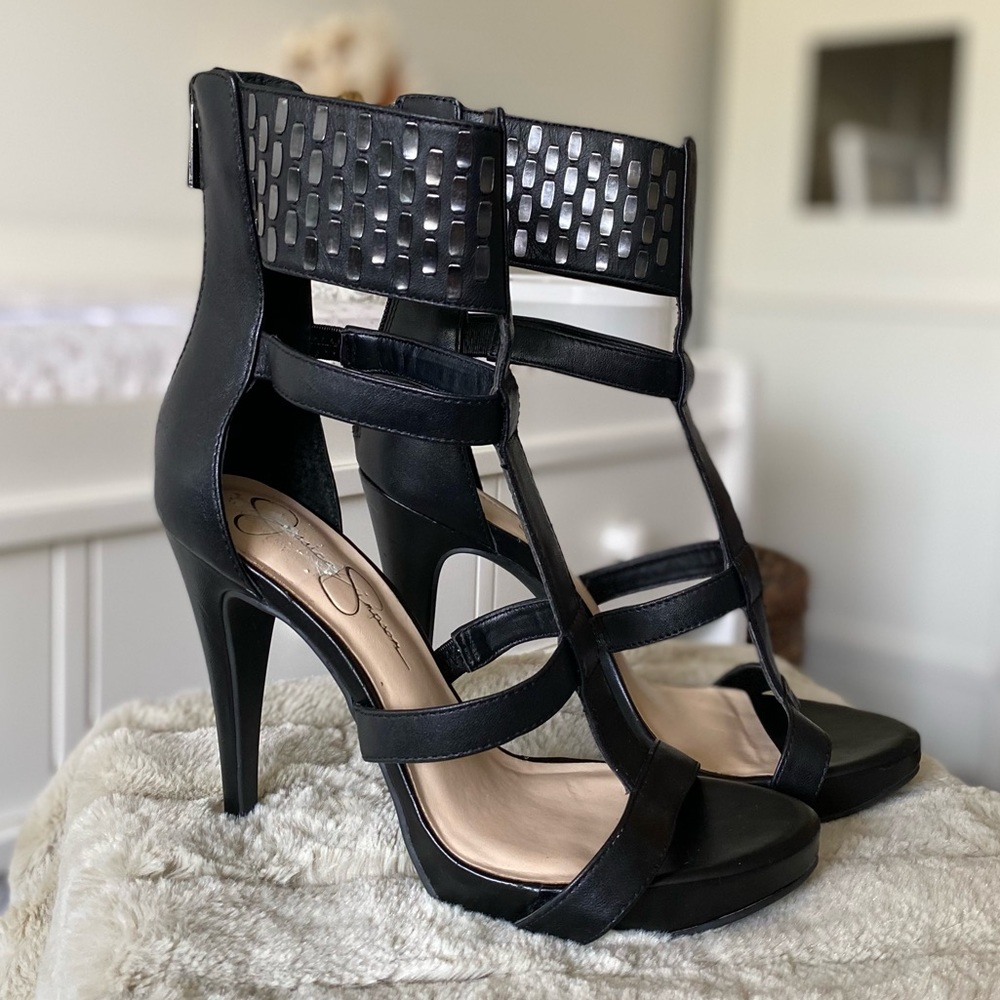 Jessica Simpson Sz 7